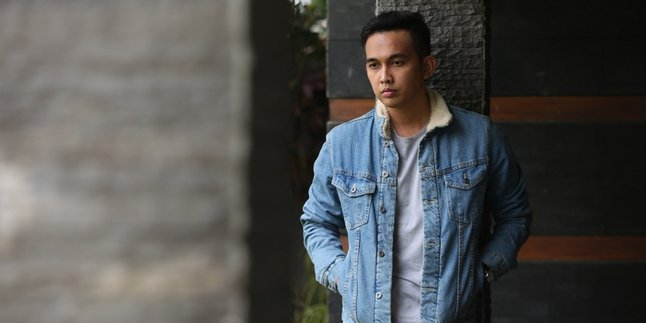 Solo Karir, Naga 'LYLA' Persembahkan Lagu Sebagai Hadiah Anniv Ke-6 Dengan Sang Istri