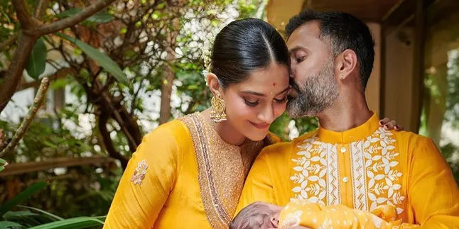 Sonam Kapoor Umumkan Nama Anak Pertamanya, Unik dan Penuh Doa Sonam Kapoor Umumkan Nama Anak Pertamanya, Unik dan Penuh Doa
