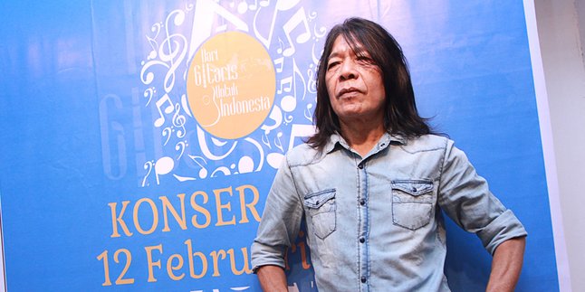 SONG BOOK I , Album Solo Pertama Ian Antono