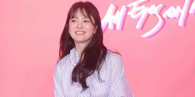 Song Hye Kyo Ngaku Tak Masalah Perankan Karakter Wanita Jelek Song Hye Kyo Ngaku Tak Masalah Perankan Karakter Wanita Jelek