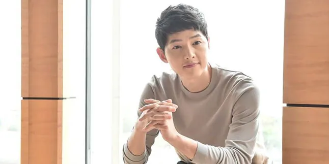 Song Joong Ki Dikabarkan Pacaran, Ini Tanggapan Agensi