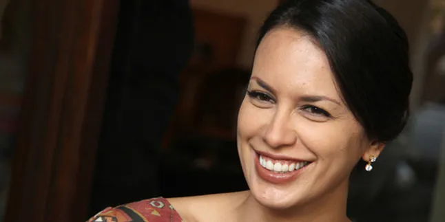 Sophia Latjuba Ganti Nama Bukan Demi Karir