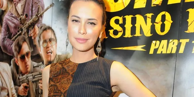 Sophia Latjuba Rayakan Lebaran Bersama Ariel di Bandung?