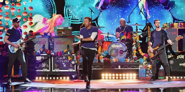 Sorakkan Kegembiraanmu Bareng Coldplay di Illinois