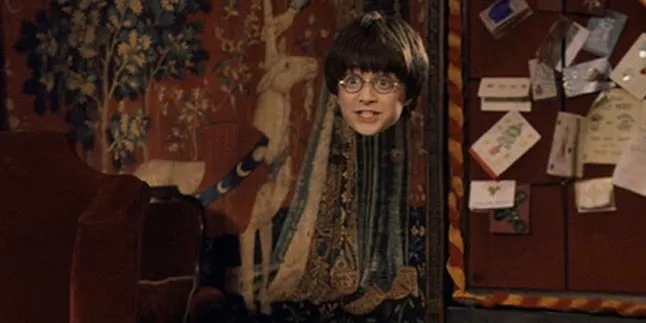 Sst! Jubah Ajaib 'HARRY POTTER' Ternyata Benar-Benar Ada Sst! Jubah Ajaib 'HARRY POTTER' Ternyata Benar-Benar Ada
