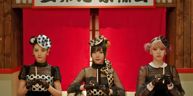 Sstt... Ternyata Member Orange Caramel Hobi Telanjang