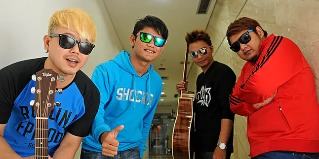 ST12 Kaget Banyak Cover Lagu Bidadari di Youtube ST12 Kaget Banyak Cover Lagu Bidadari di Youtube