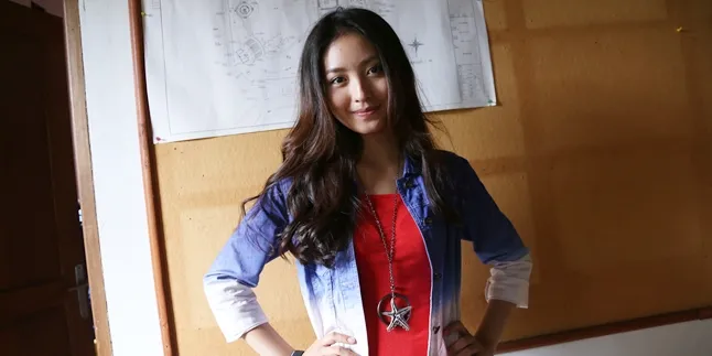 Stefan William Jahil, Kaos Kaki Natasha Wilona Ditaruh di Atap