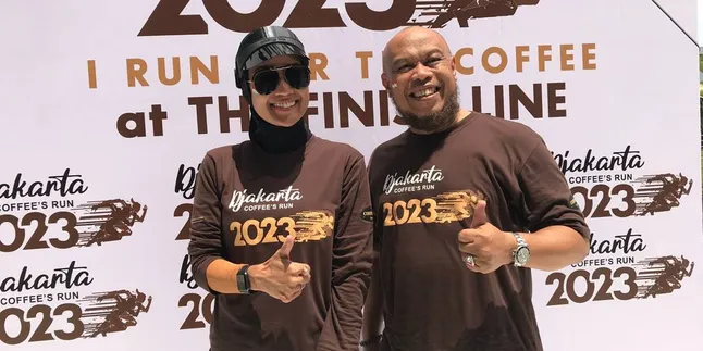 Steffy Burase dan Edwin Super Bejo Kenalkan Manfaat Kopi ke Komunitas Pelari