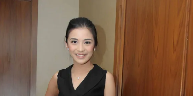 Stripping Sinetron Lagi, Chelsea Olivia Kejar Setoran? Stripping Sinetron Lagi, Chelsea Olivia Kejar Setoran?