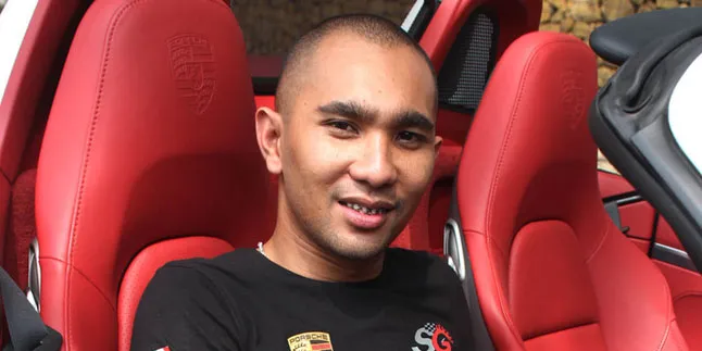 Suami Ayu Ting Ting Penuhi Panggilan Polisi