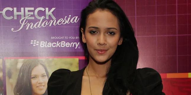 Suara Pas-Pasan, Nadine Alexandra Ogah Geluti Nyanyi