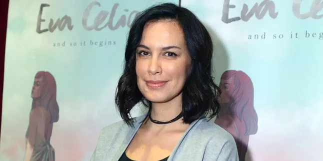 Sudah 24 Tahun, Sophia Latjuba Tak Batasi Pergaulan Eva Celia