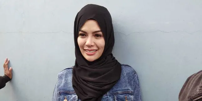Sudah Ajukan Gugatan Cerai, Nikita Mirzani Bantah Menikah Siri Sudah Ajukan Gugatan Cerai, Nikita Mirzani Bantah Menikah Siri