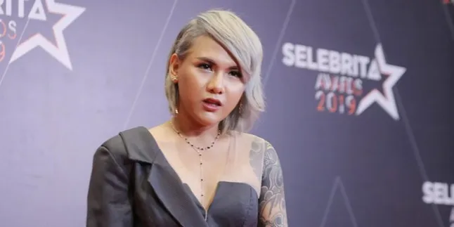 Sudah Bahagia, Evelyn Nada Anjani Cari Pria Lembut Seperti Aming? Sudah Bahagia, Evelyn Nada Anjani Cari Pria Lembut Seperti Aming?