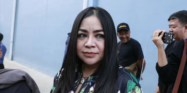 Sudah Baikan, Annisa Bahar Terlanjur Coret Juwita Dari Kartu Keluarga? Sudah Baikan, Annisa Bahar Terlanjur Coret Juwita Dari Kartu Keluarga?