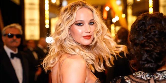 Sudah Cantik, Jennifer Lawrence Malah Beraksi Konyol di Oscar 2018