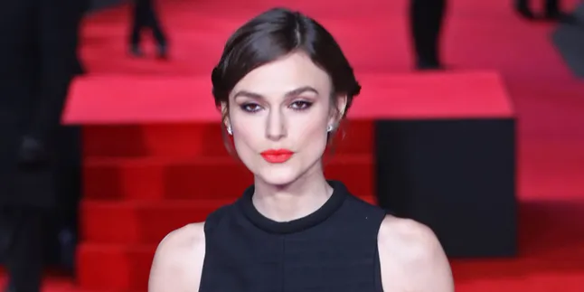 Sudah Cantik, Keira Knightley Malah Gagal Keren Gara-Gara Angin Sudah Cantik, Keira Knightley Malah Gagal Keren Gara-Gara Angin