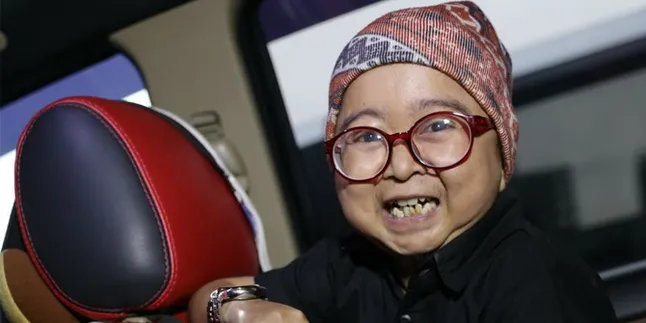 Sudah Lamaran, Daus Mini Akan Segera Menikah Dengan Perempuan Cantik Ini?