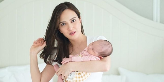 Already Sitting Down a 2-Month-Old Child, Shandy Aulia Harvests Criticism
