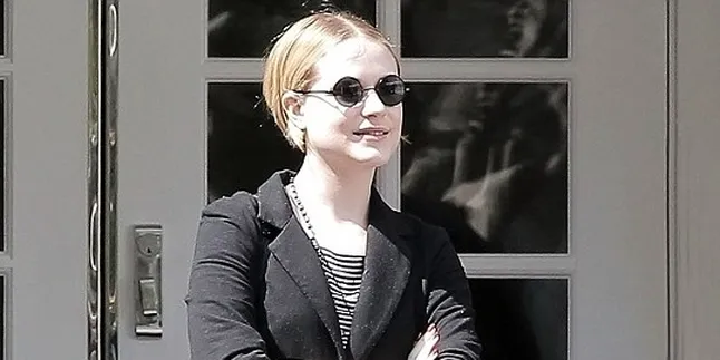 Sudah Menikah, Evan Rachel Wood Masih Biseksual Sudah Menikah, Evan Rachel Wood Masih Biseksual