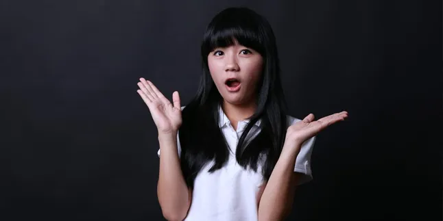 Suka Main Game, Cindy Gulla Juga Kena Virus Pokemon Go Suka Main Game, Cindy Gulla Juga Kena Virus Pokemon Go