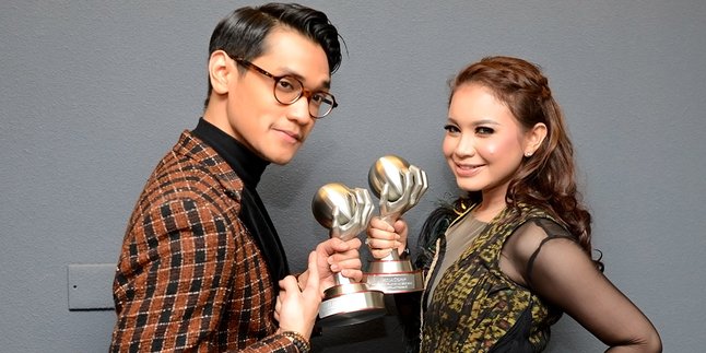 Sukses Bersama, Rossa - Afgan Tampak Mesra di 'APM 2015'!