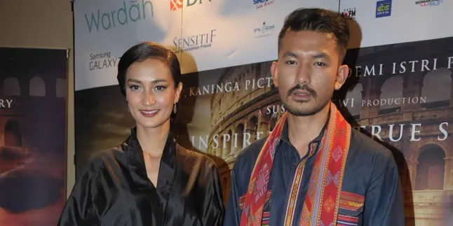 Sukses Bikin Kaastengel, Atiqah Hasiholan Dapat Pujian Sang Suami