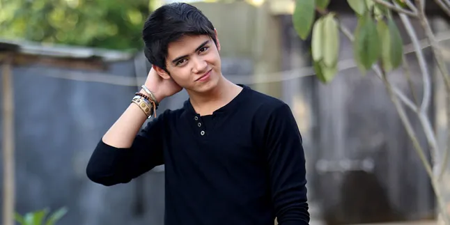 Sukses Jadi Pesinetron, Aliando Syarief Siap Gelar Mini Konser Sukses Jadi Pesinetron, Aliando Syarief Siap Gelar Mini Konser