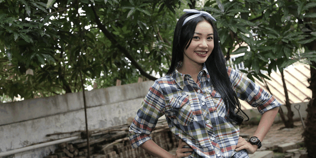 Sulam Alis Dan Bibir, Cleopatra Djapri Jadi Cantik Luar Biasa! Sulam Alis Dan Bibir, Cleopatra Djapri Jadi Cantik Luar Biasa!