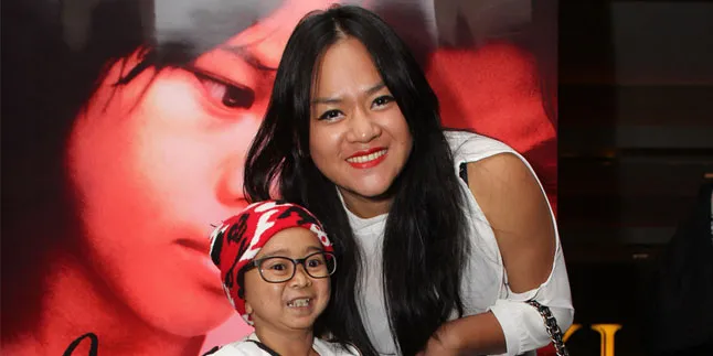 Sulam Alis, Yunita Izin Daus Mini Sulam Alis, Yunita Izin Daus Mini