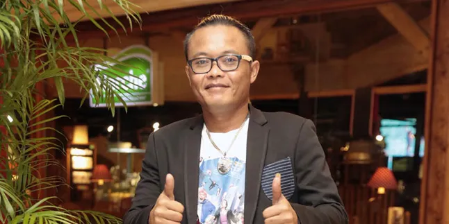 Sule Akui Soal Settingan Dengan Wanita yang Sedang Diproduserinya Sule Akui Soal Settingan Dengan Wanita yang Sedang Diproduserinya