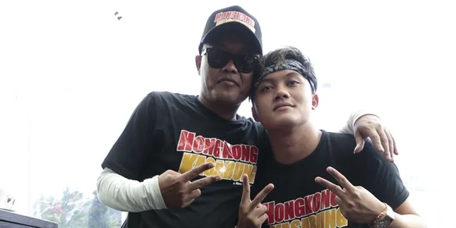 Sule Dekati Wanita Muda yang Ternyata Teman Nongkrong Rizky Febian