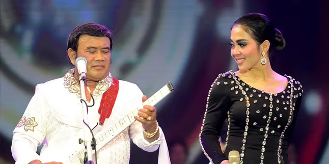 Sungkan Bang Haji, Syahrini Bangun Chemistry Lewat Pandangan Mata