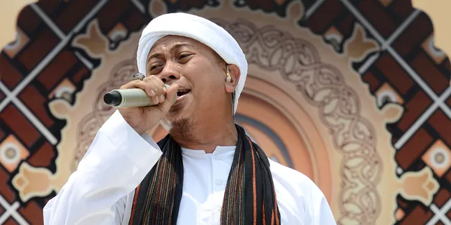 Supaya Umrah Lancar, Ini Tips Dari Opick