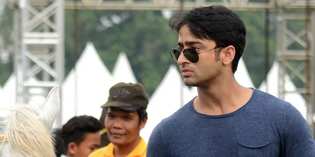 Super Kangen Dengan Shaheer Sheikh, Fans Lakukan Gerakan Ini Super Kangen Dengan Shaheer Sheikh, Fans Lakukan Gerakan Ini