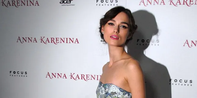 Super Kurus, Pinggang Keira Knightley Ini Benar-Benar Aneh!