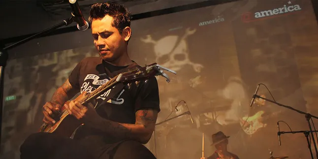 Superman is Dead Ingin Tur Keliling Dunia