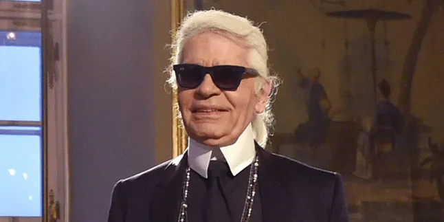 Superstar Dunia Fashion, Karl Lagerfeld Meninggal Dunia