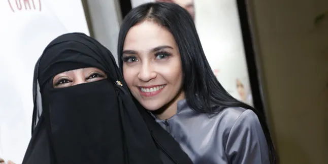 'SURGA PUN IKUT MENANGIS', Umi Pipik Punya Anak Gadis Yang Suka Mabuk-Mabukan