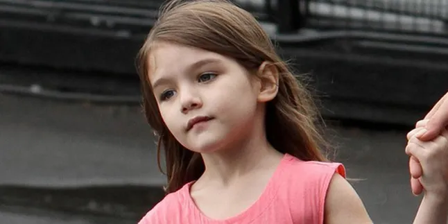 Suri Cruise Sudah Punya Teman Kencan?
