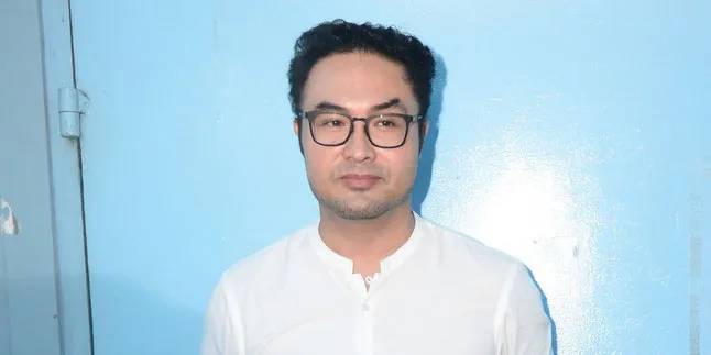 Surya Saputra Berbagi Pengalaman Jadi Ayah
