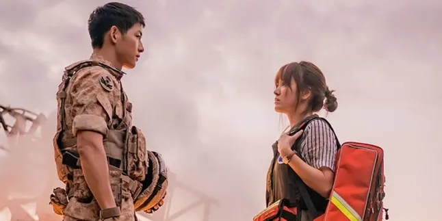 Sutradara & Penulis Naskah 'DESCENDANTS OF THE SUN' Dikabarkan Bakal Rilis Drama Baru Sutradara & Penulis Naskah 'DESCENDANTS OF THE SUN' Dikabarkan Bakal Rilis Drama Baru