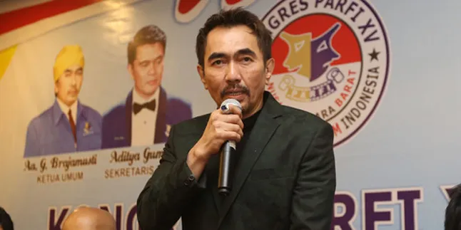Sutradara 'AZRAX' Beberkan Perkenalan Pertamanya Dengan Aa Gatot