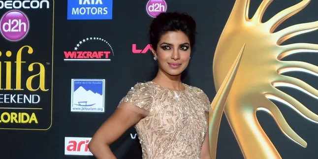 Sutradara Ini Tantang Priyanka Chopra Untuk Tunjukkan Underwear! Sutradara Ini Tantang Priyanka Chopra Untuk Tunjukkan Underwear!