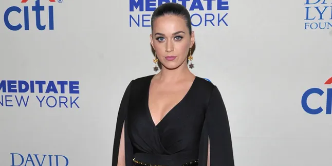 Sweet! Katy Perry Pamer Foto Pertama Orlando Bloom di Instagram Sweet! Katy Perry Pamer Foto Pertama Orlando Bloom di Instagram
