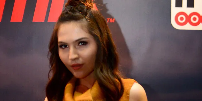 Sweet! Olivia Jensen dan Suami Hobi Nonton Serial Streaming