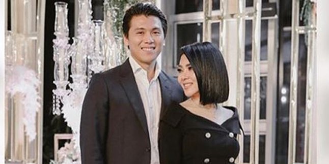 Syahrini Makes Steak for Lunch for Reino Barack, Doesn't Eat Because of Fasting