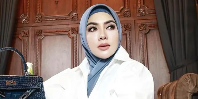 Syahrini Kepergok Comot Video Berlian dan Ramai Dicibir, Netizen: Makanya Jangan Banyak Gaya!