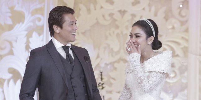 Syahrini Birthday, Reino Barack Says Happy Birthday with Super Romantic Words